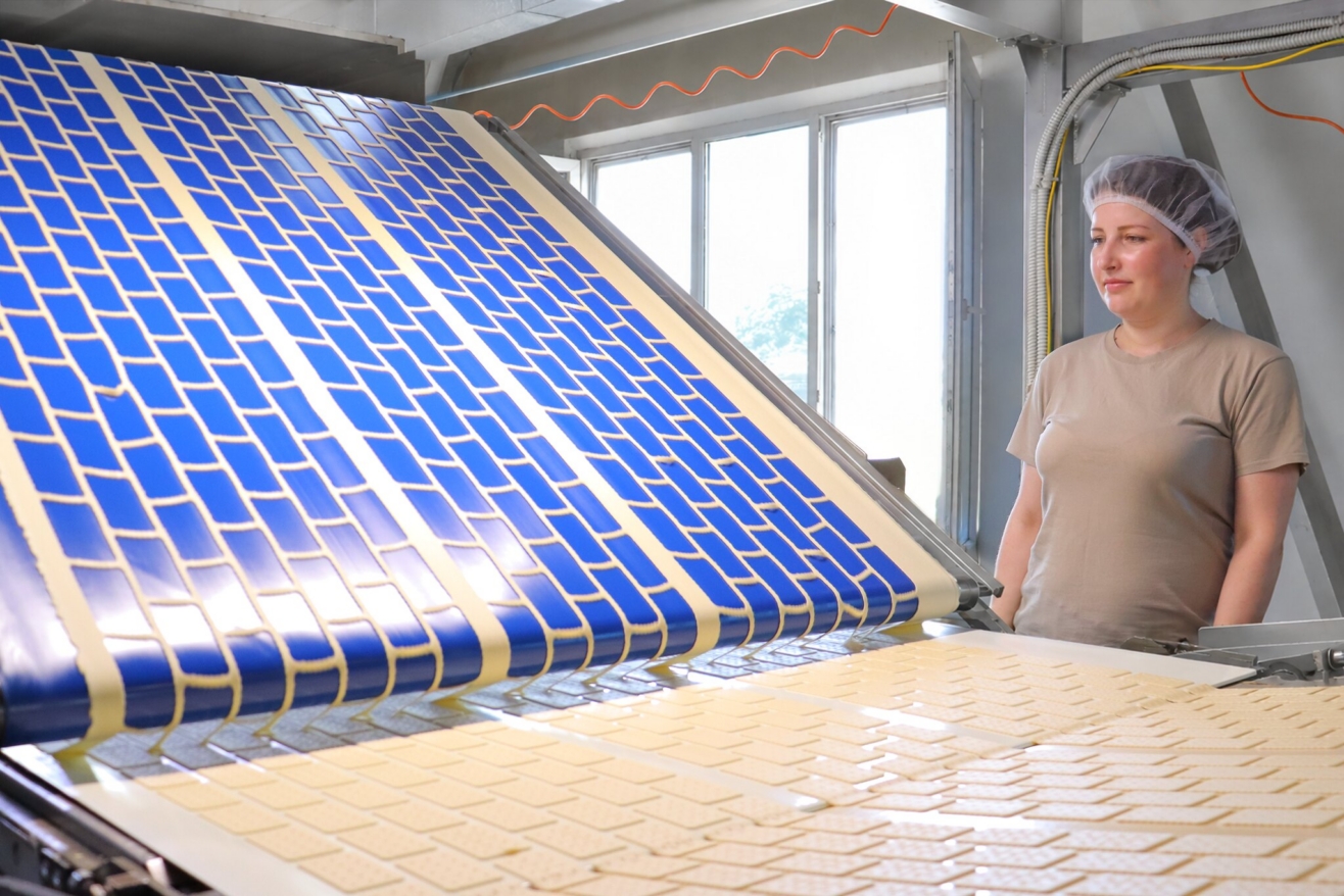 Investing in Ukrainian biscuit manufacturer Yarych